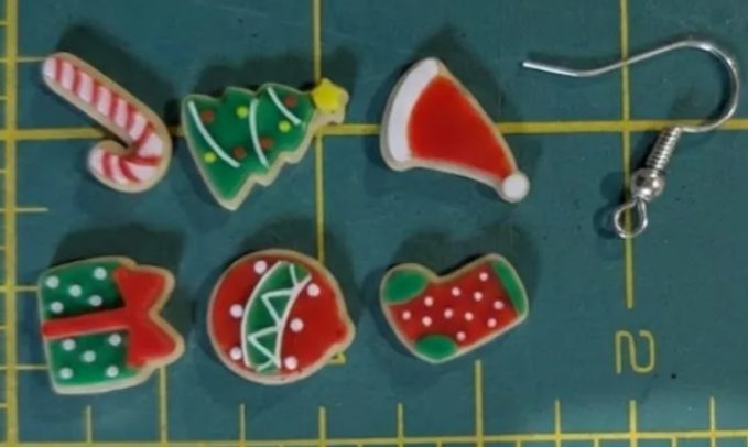 Baking tray earring back view