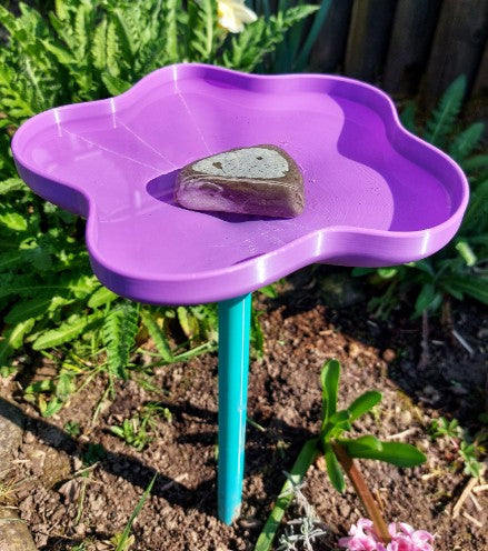 Wildflower Bird Bath & Insect Drinker – 3D Printed Garden Stake