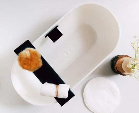 1:12 Scale Miniature Soaking Tub with Tap & Shelf