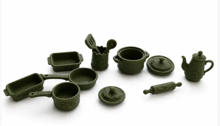 Victorian Mini Cookware Set – 10 Pieces