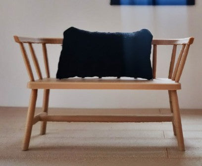 Windsor Spindle Bench – 1:12 Scale Dollhouse Miniature