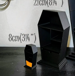 Size comparison of small 8cm and large 21cm coffin shelves