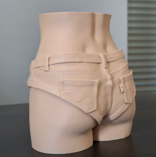 Female Boda Pen Holder