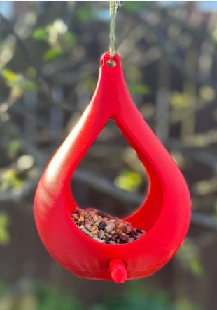 Teardrop Bird Feeder with Perch – 3D Printed